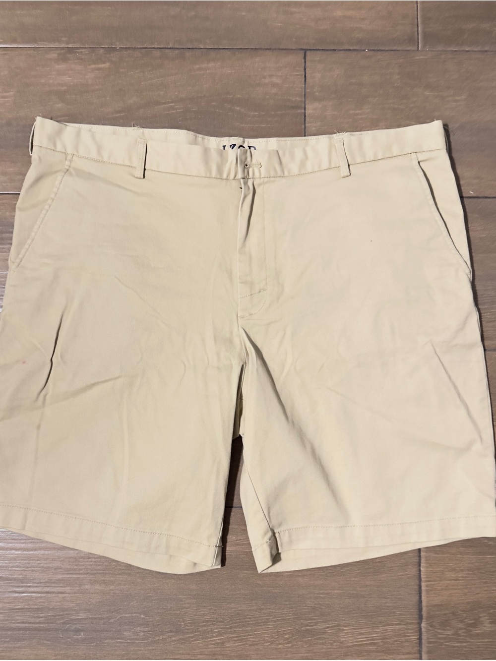 Izod Men's Flat Front Chino Shorts in Khaki
